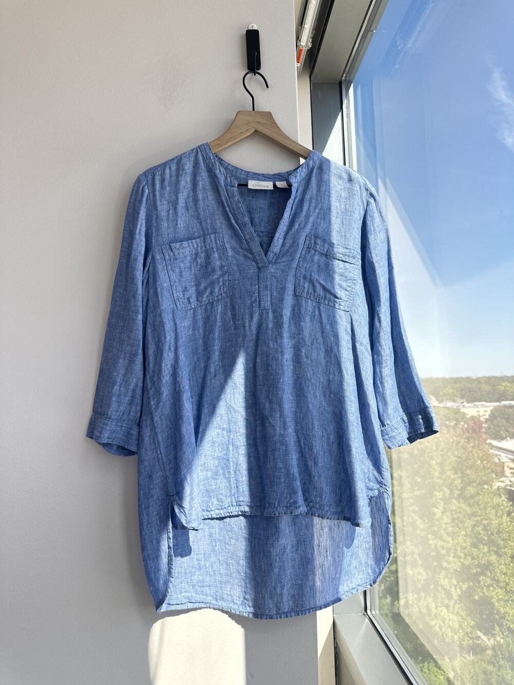 Chico's 100% Linen Blue Tunic Coastal Summer Blouse Dual Chest Pockets Sz 1